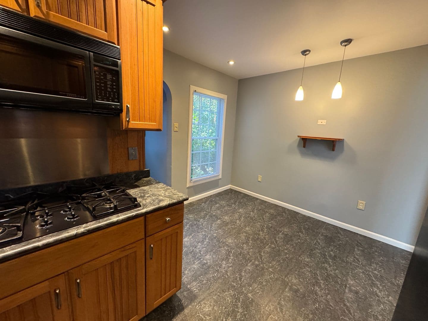 Indianapolis House: 822 N Chester Ave