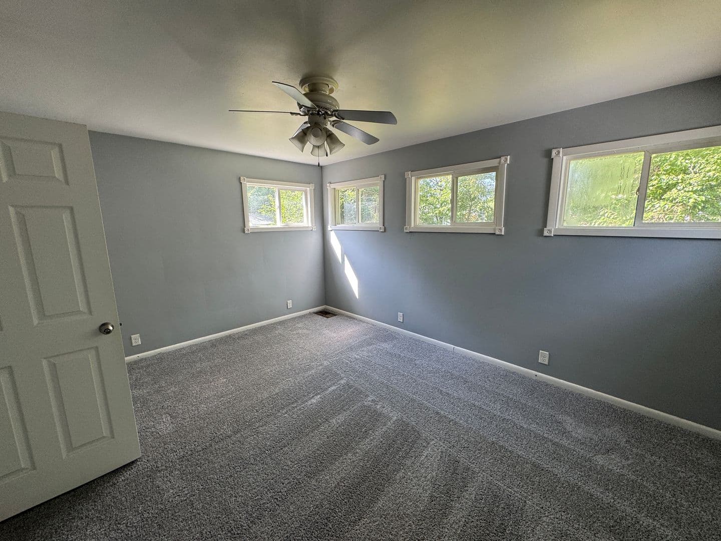 Indianapolis House: 1952 Wallace Ave