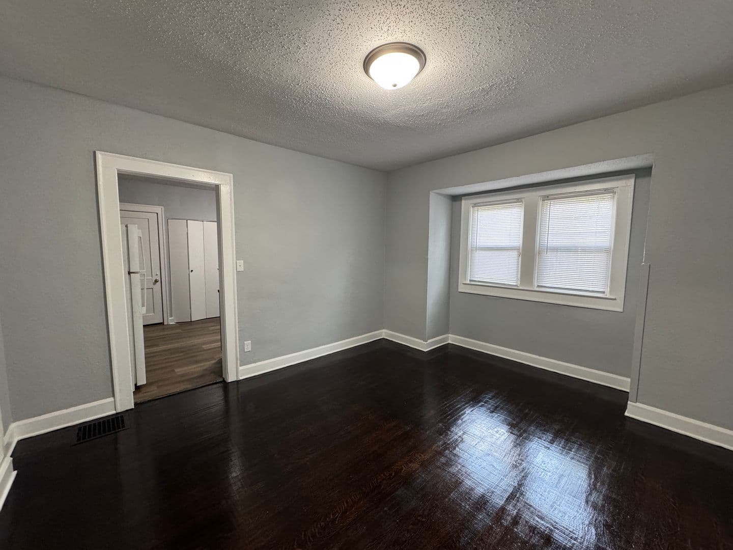 Indianapolis House: 17 S Colorado Ave
