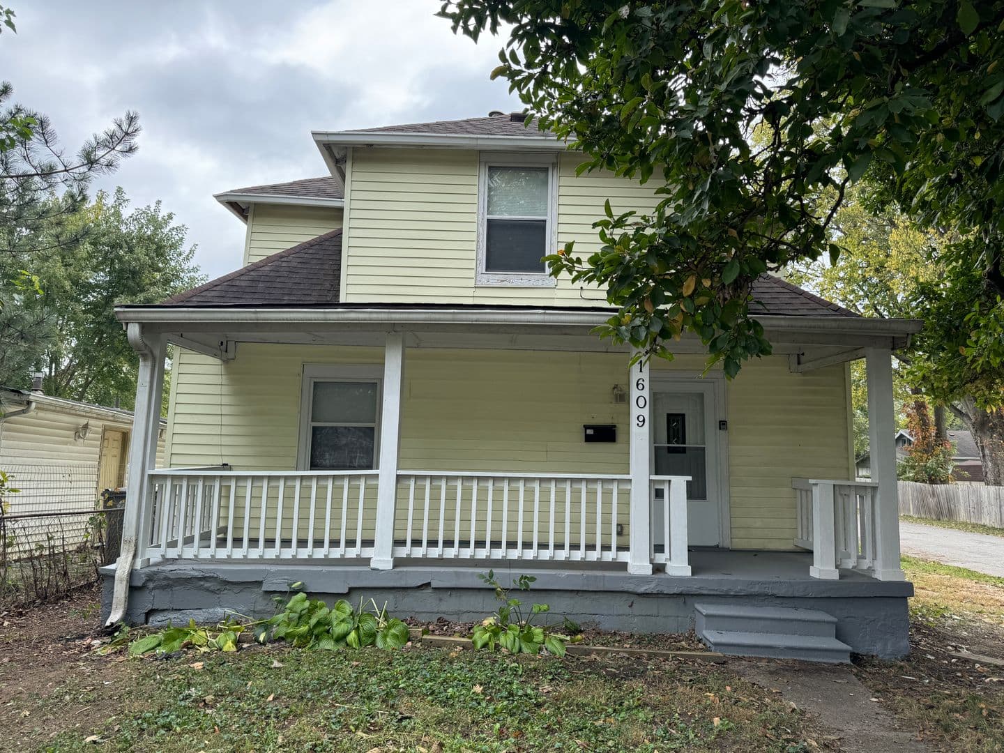 Indianapolis House: 1609 E Gimber St