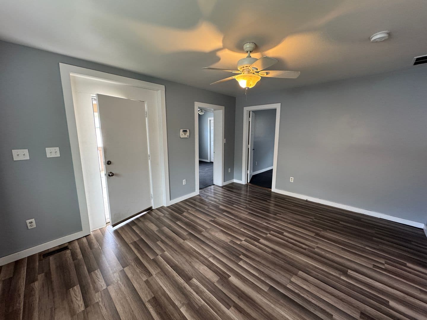 Indianapolis House: 119 W 39th St