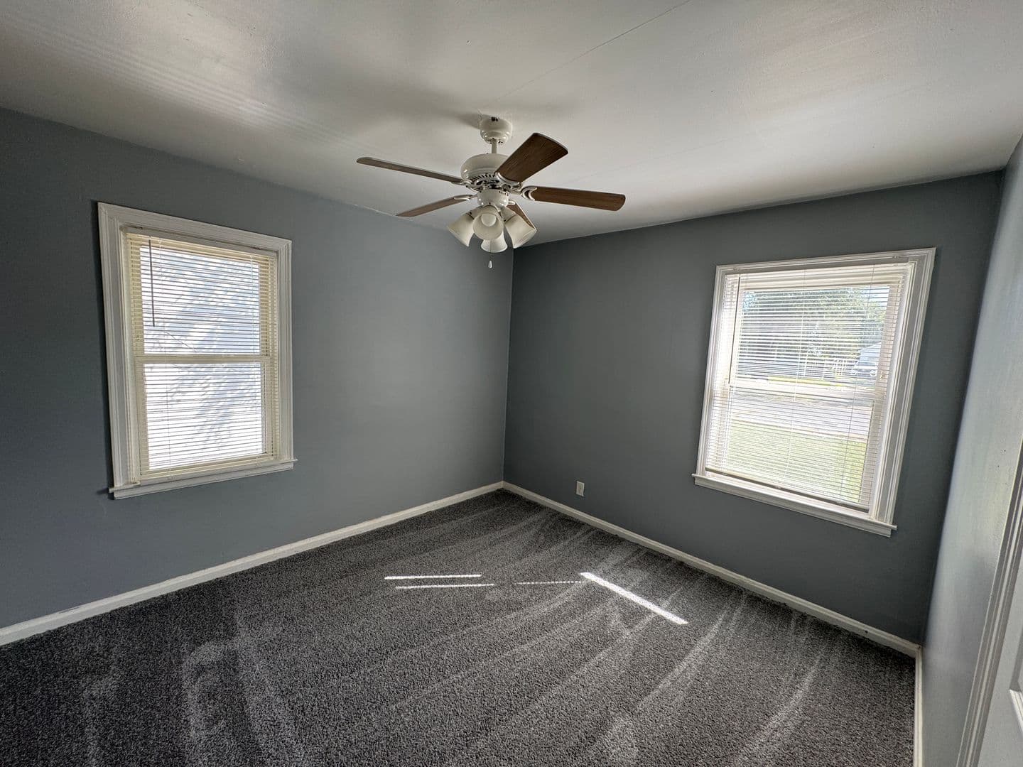 Indianapolis House: 1952 Wallace Ave