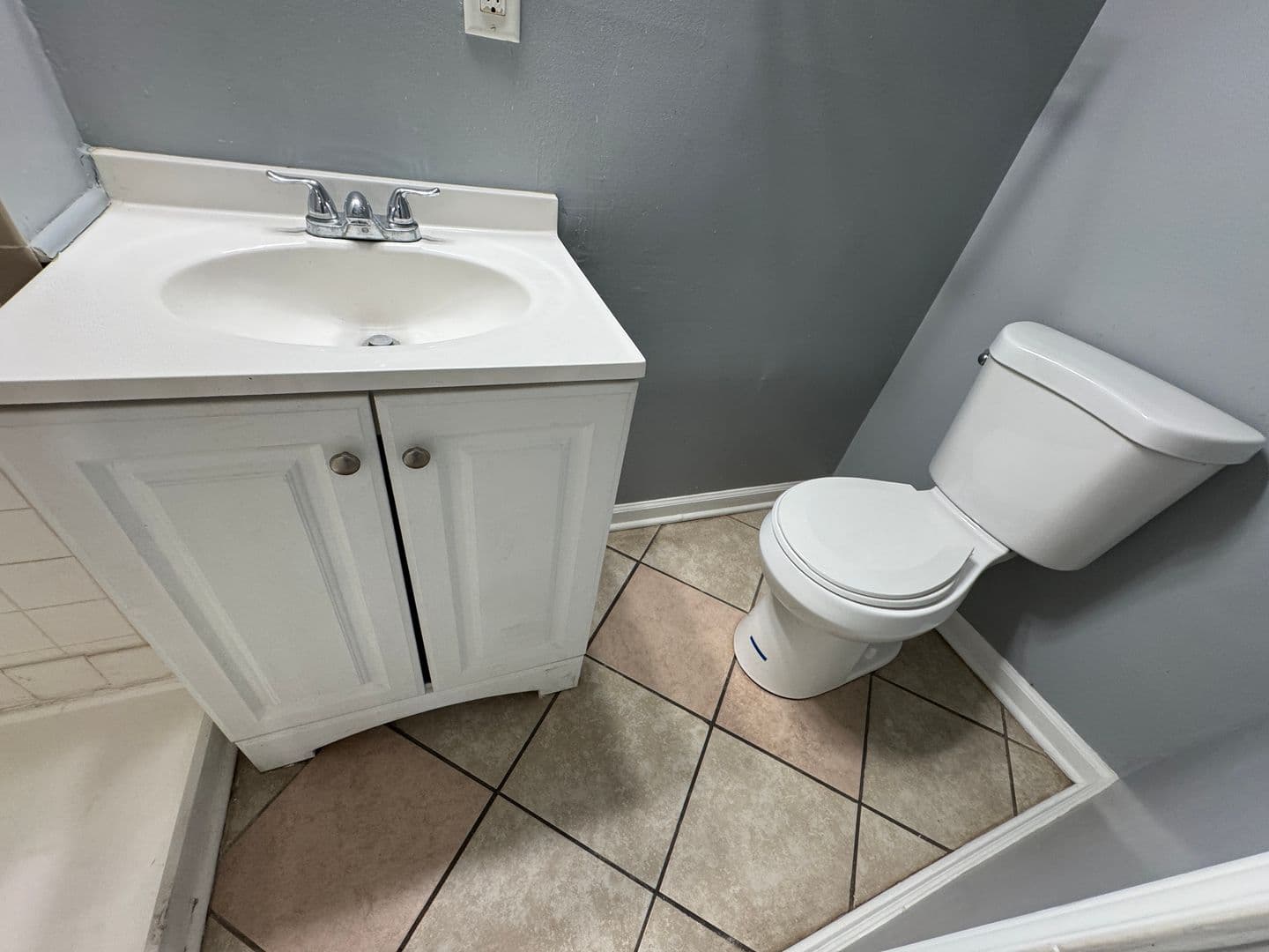Indianapolis House: 1747 Asbury St