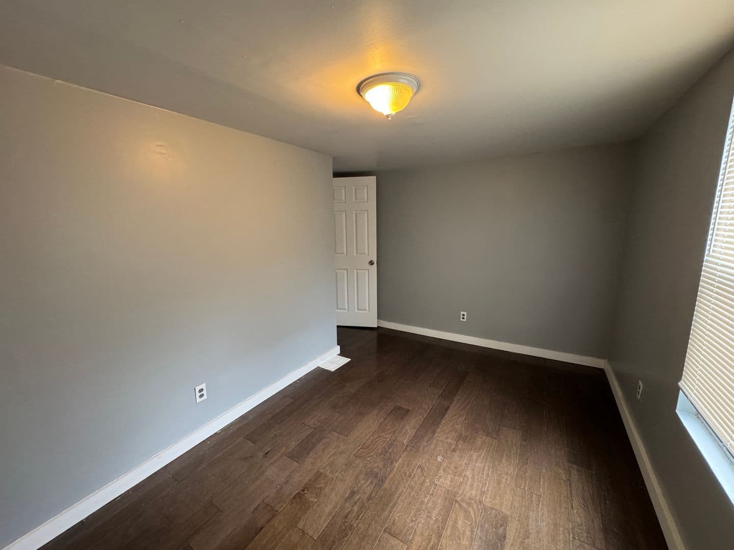 Indianapolis House: 1609 E Gimber St