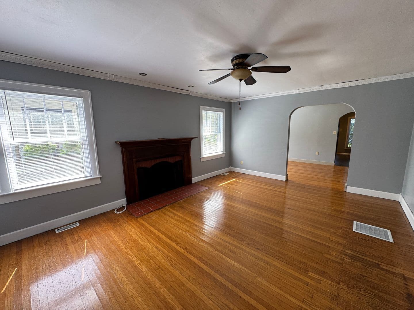 Indianapolis House: 822 N Chester Ave
