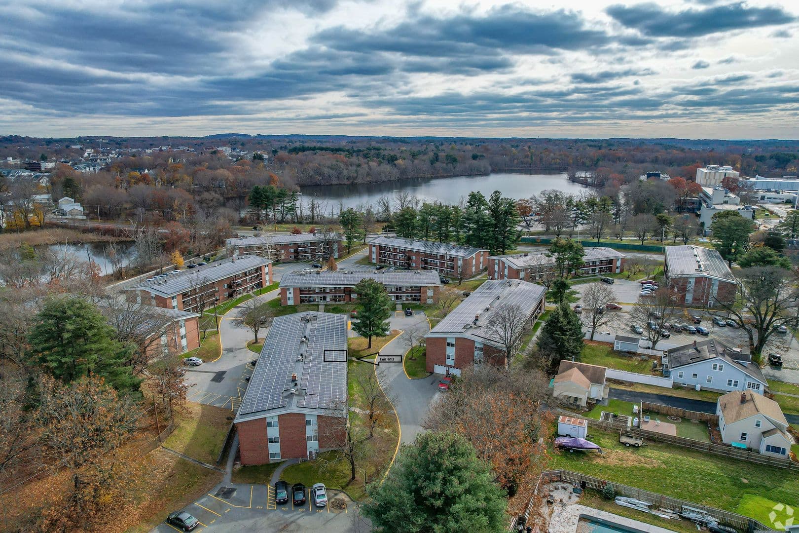 Natick Apartment: 8 LAKEVIEW GDNS