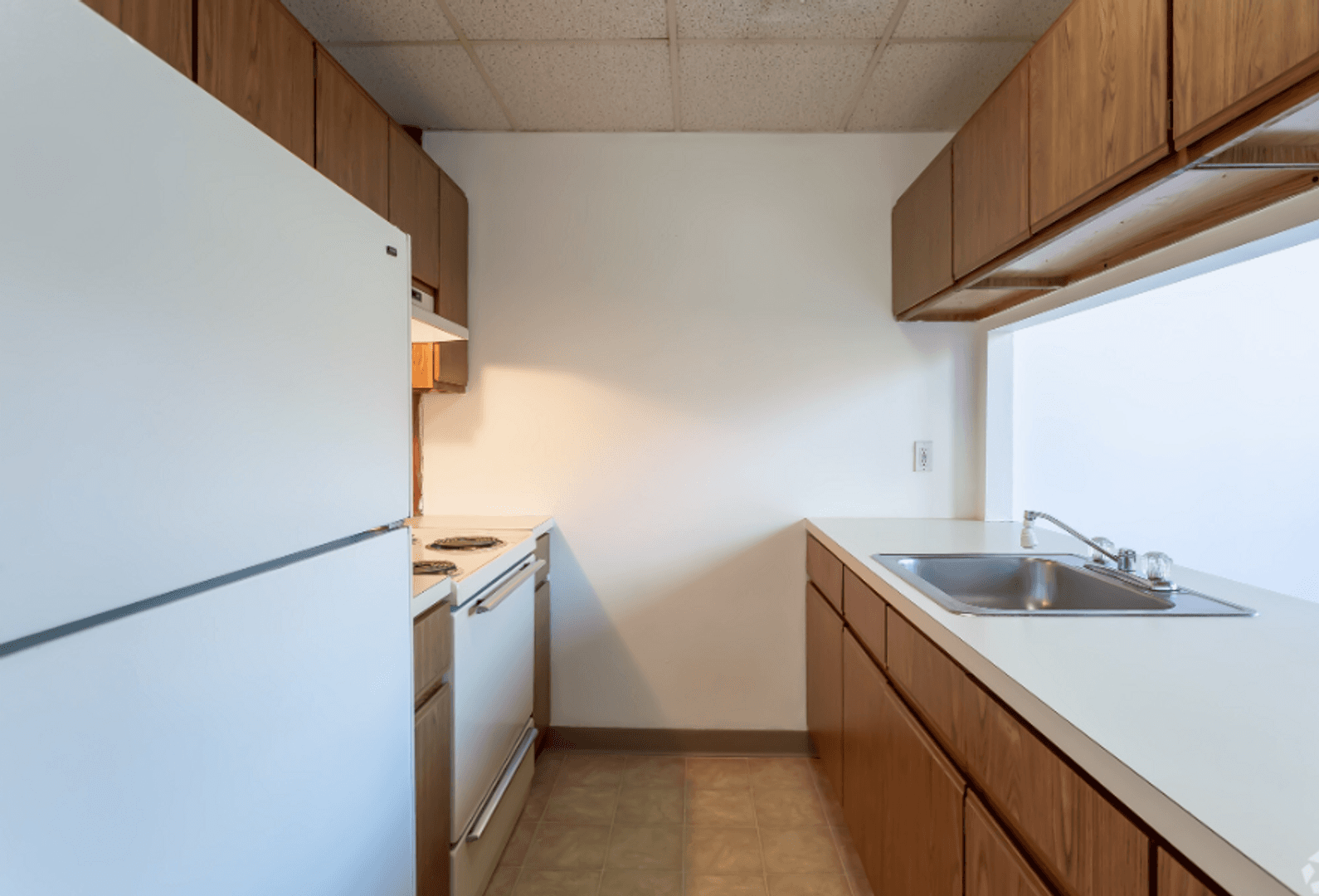 Winsted Apartment: 13 Wallens Street