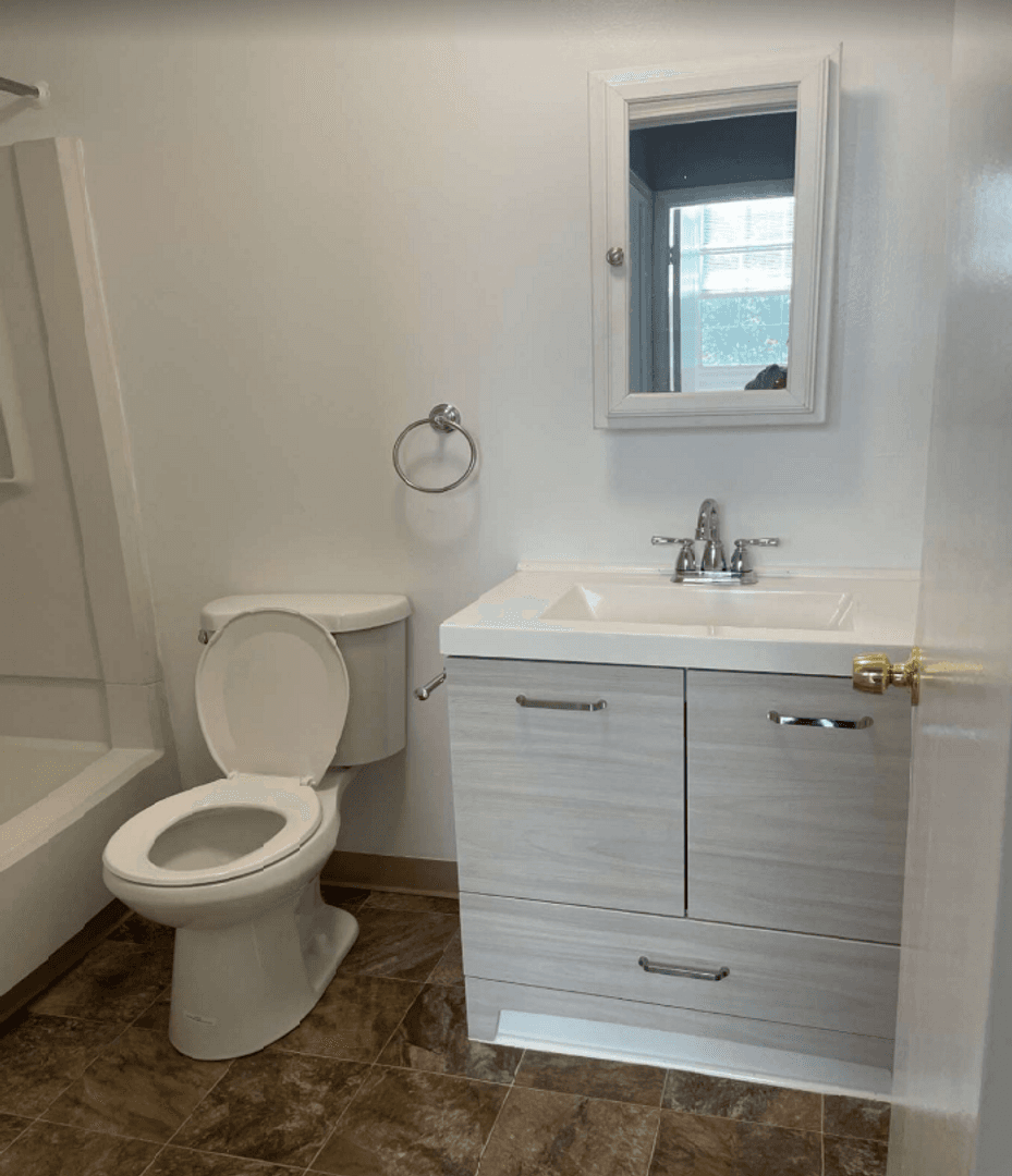 Winsted Apartment: 13 Wallens Street
