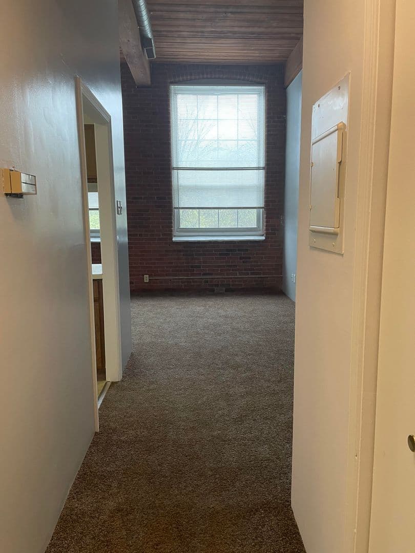 Winsted Apartment: 13 Wallens Street