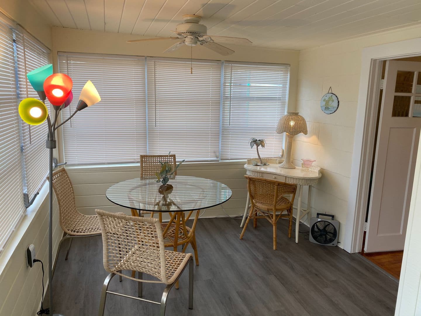 Nokomis House: 908 Albee Rd - Nokomis Beachy Bungalow