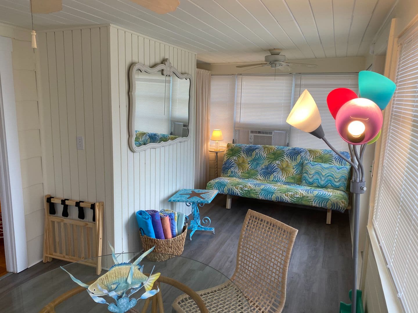 Nokomis House: 908 Albee Rd - Nokomis Beachy Bungalow