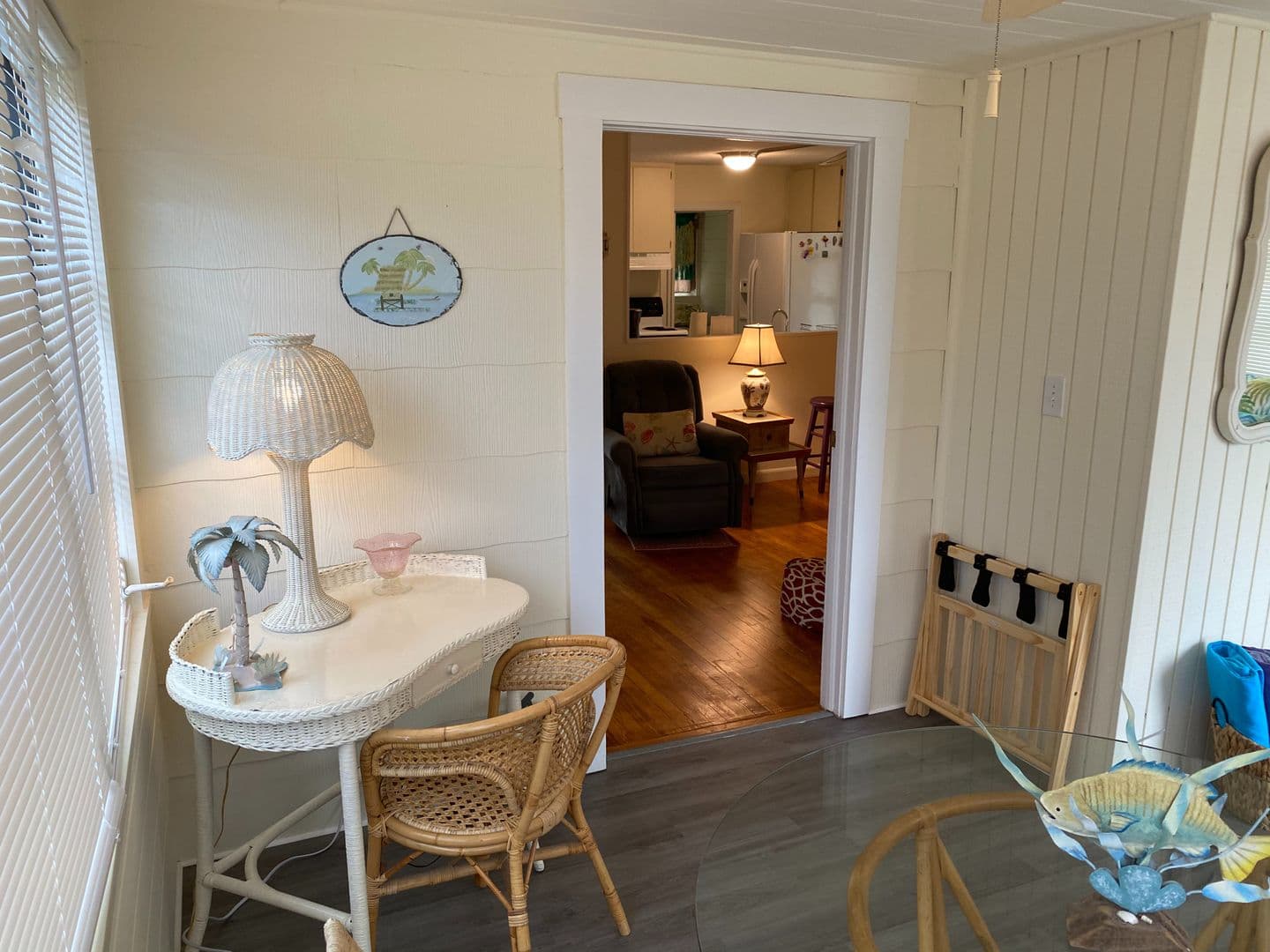 Nokomis House: 908 Albee Rd - Nokomis Beachy Bungalow