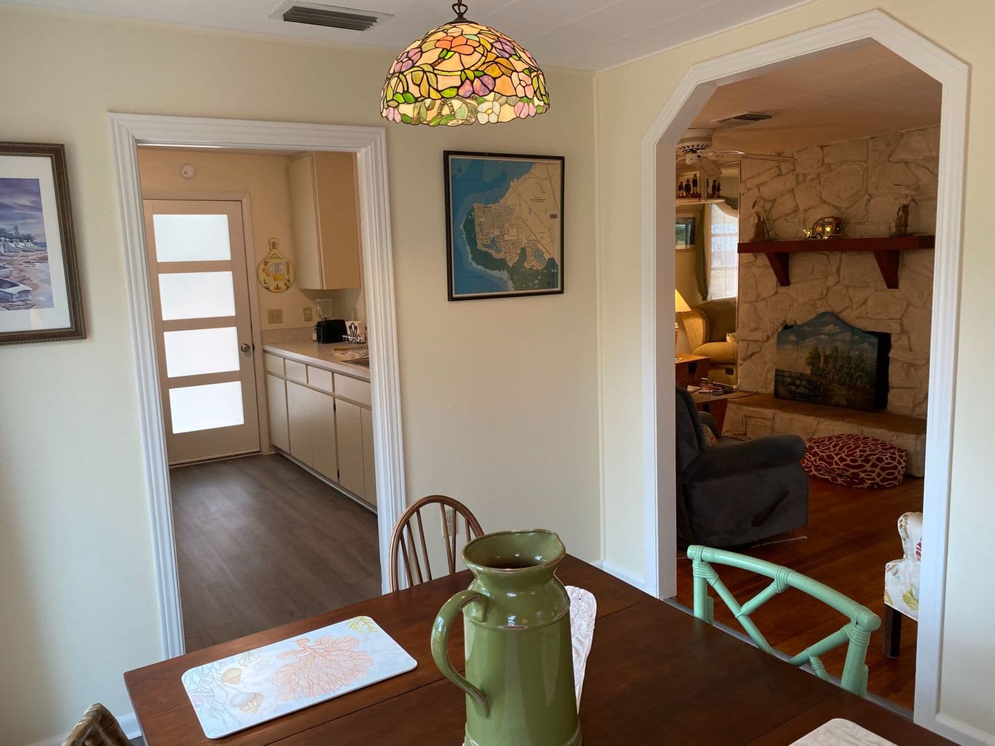 Nokomis House: 908 Albee Rd - Nokomis Beachy Bungalow