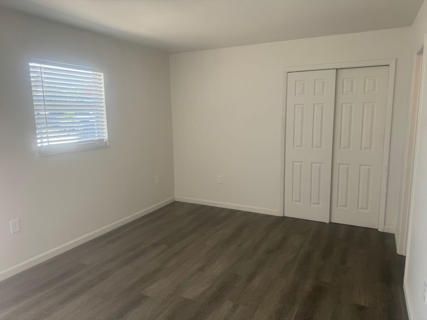 Venice Apartment: 1746 S Tamiami Trl