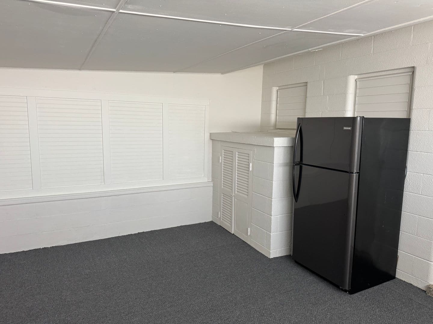 Venice Apartment: 1746 S Tamiami Trl
