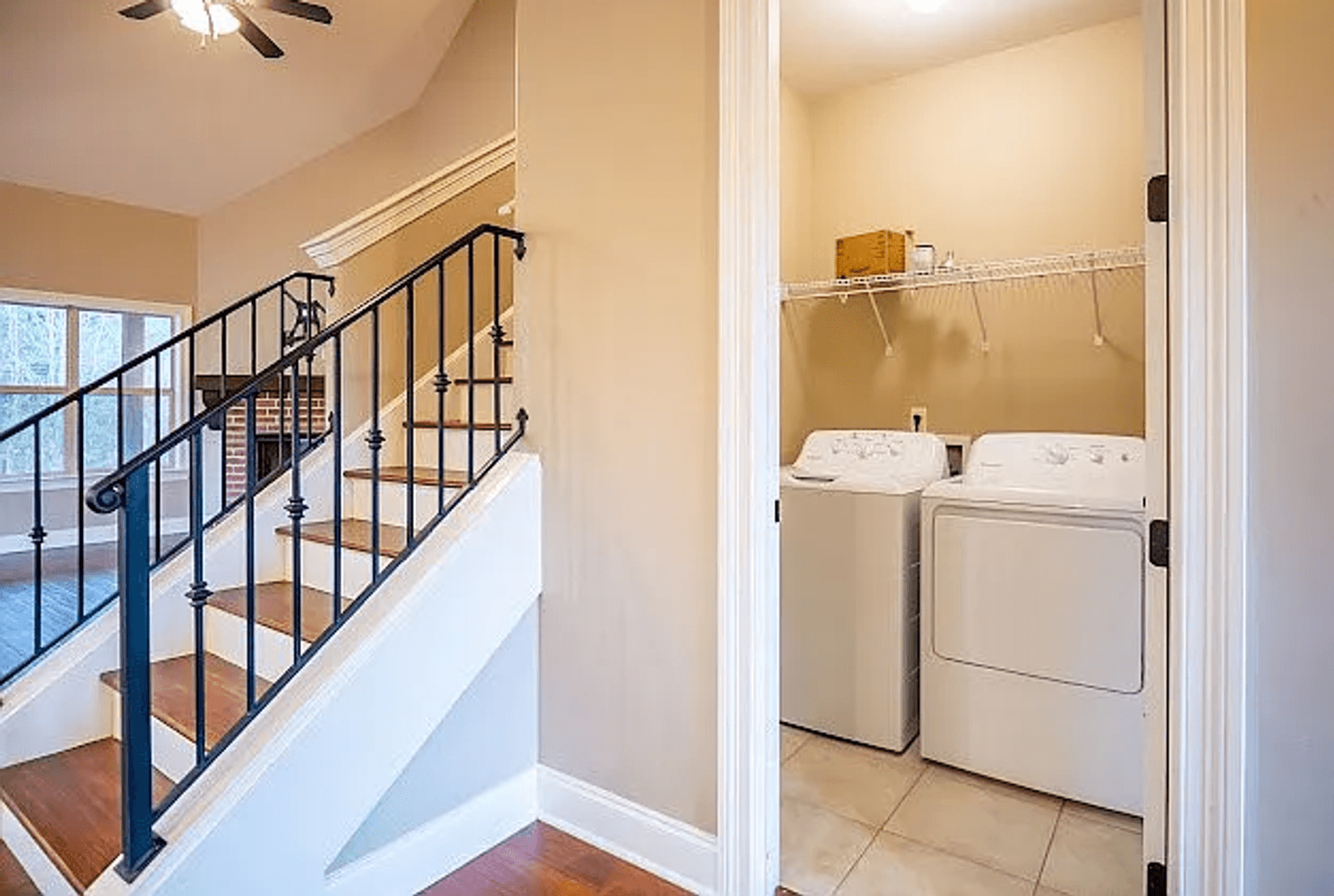 Oxford House: 606 Crooked Lake