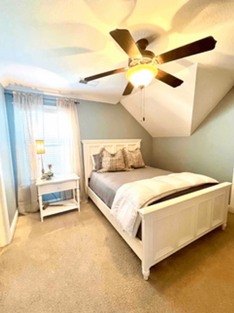 Oxford House: 105 Fallsgrove