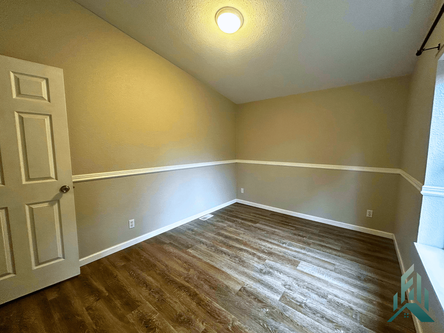 Corvallis Apartment: 640 Southeast Crystal Lake Drive