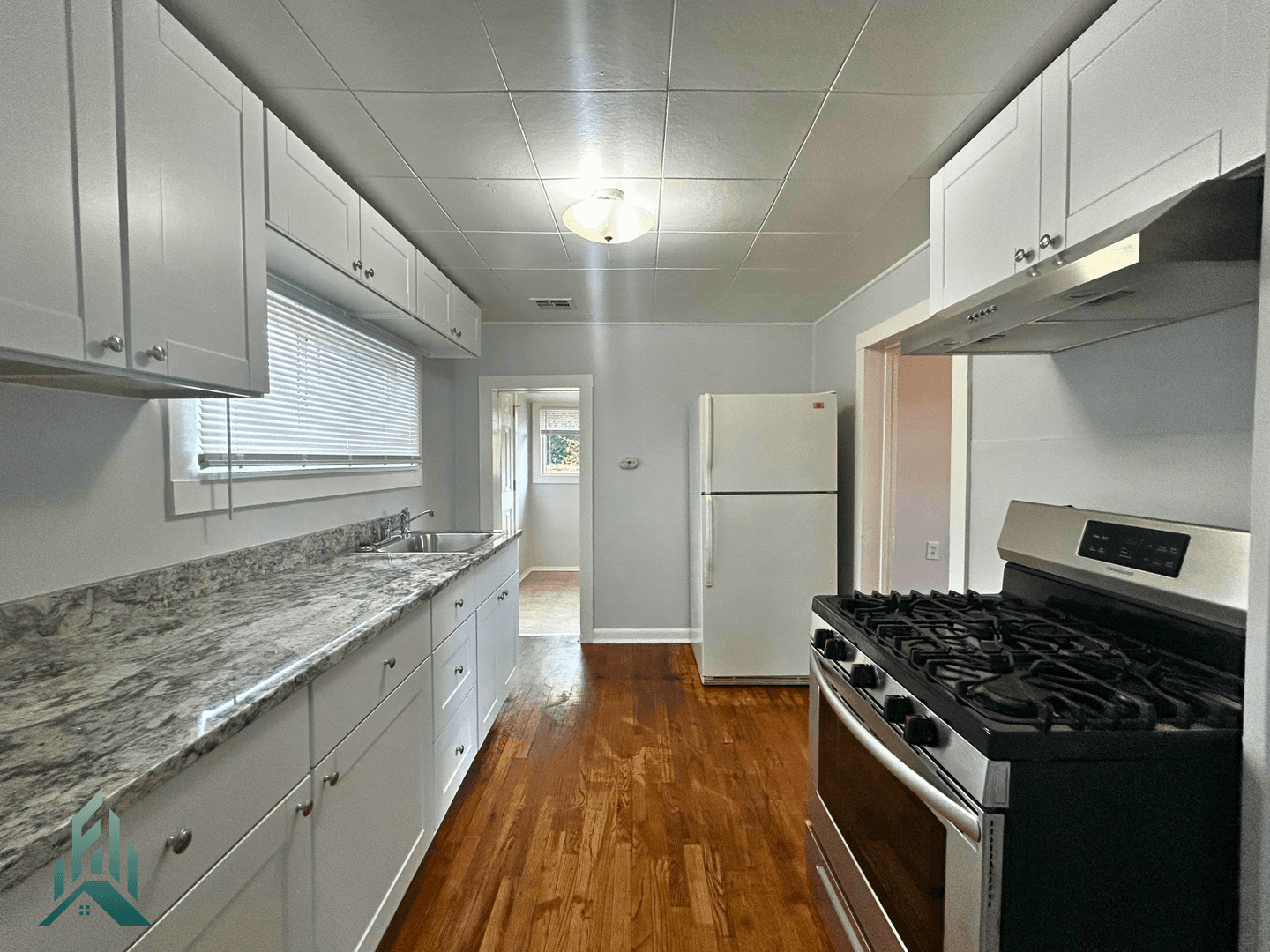 Philomath House: 404 1/2 South 18th St