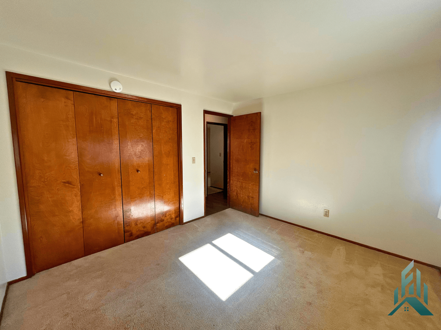 Philomath Apartment: 229-231 N 10th St.