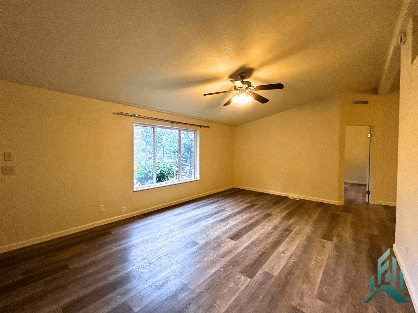 Corvallis Apartment: 640 Southeast Crystal Lake Drive
