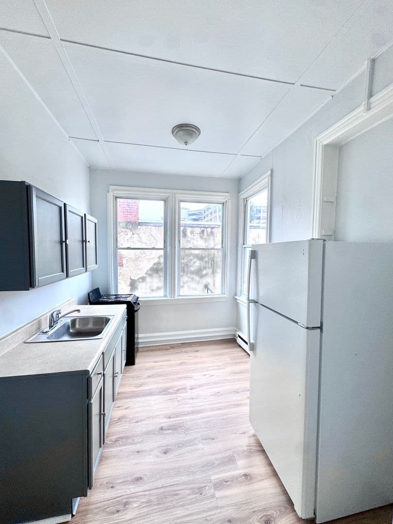 Allentown Apartment: 120-122 N 8th Street