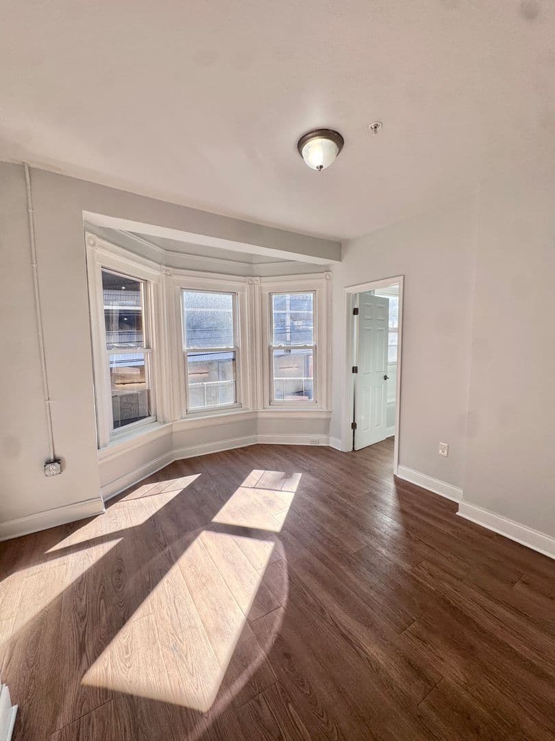 Allentown Apartment: 827-829 W Linden Street