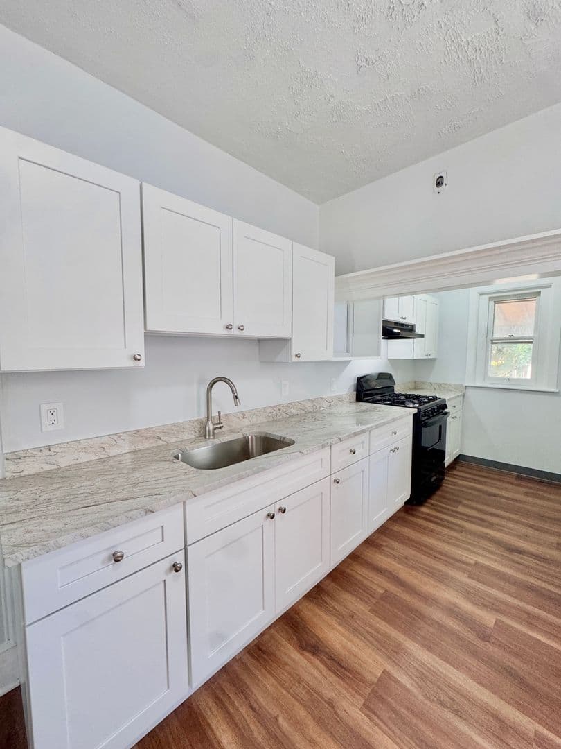 Allentown House: 1024 West Green St