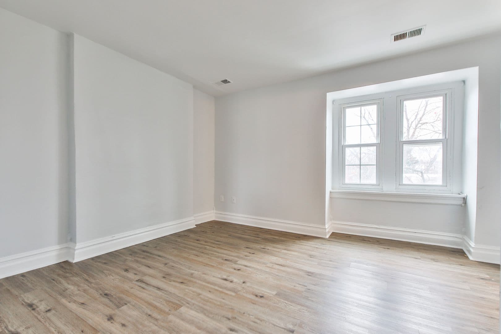 Allentown Apartment: 39 N 11th Street