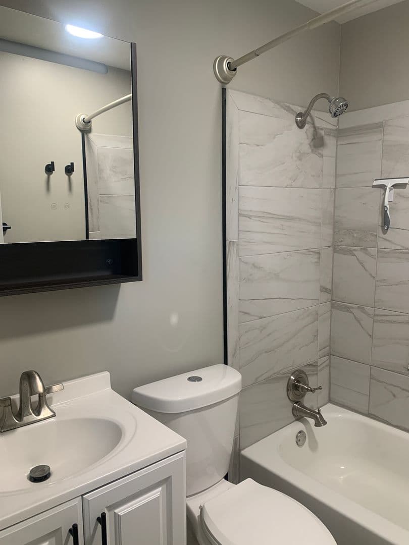 Allentown Apartment: 828 Sherman Street