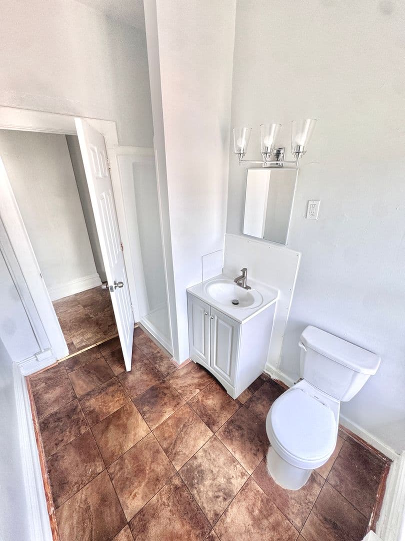 Allentown Apartment: 120-122 N 8th Street