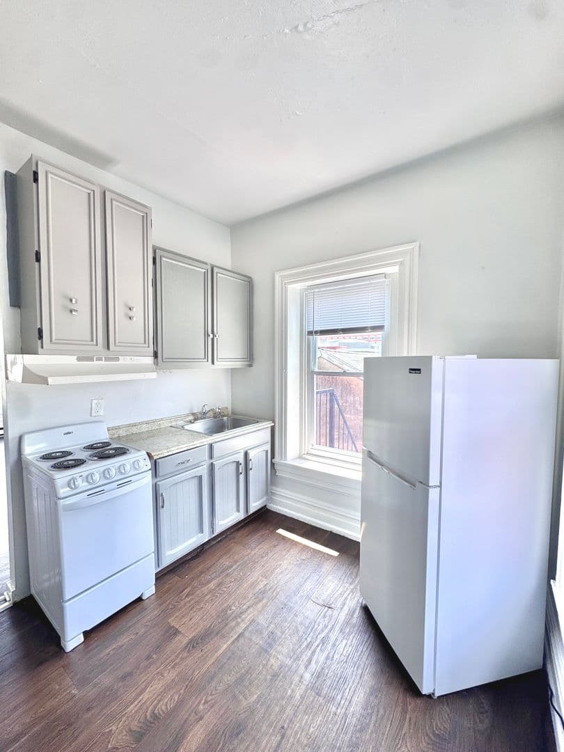 Allentown Apartment: 120-122 N 8th Street