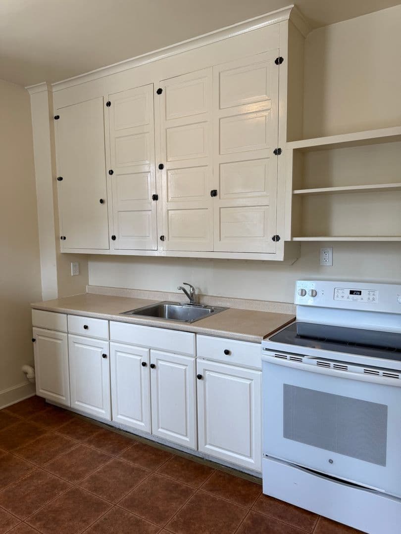 Allentown Apartment: 1149 West Turner Street