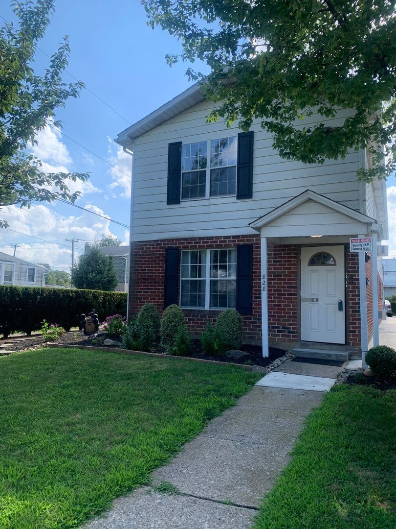 Allentown Apartment: 828 Sherman Street