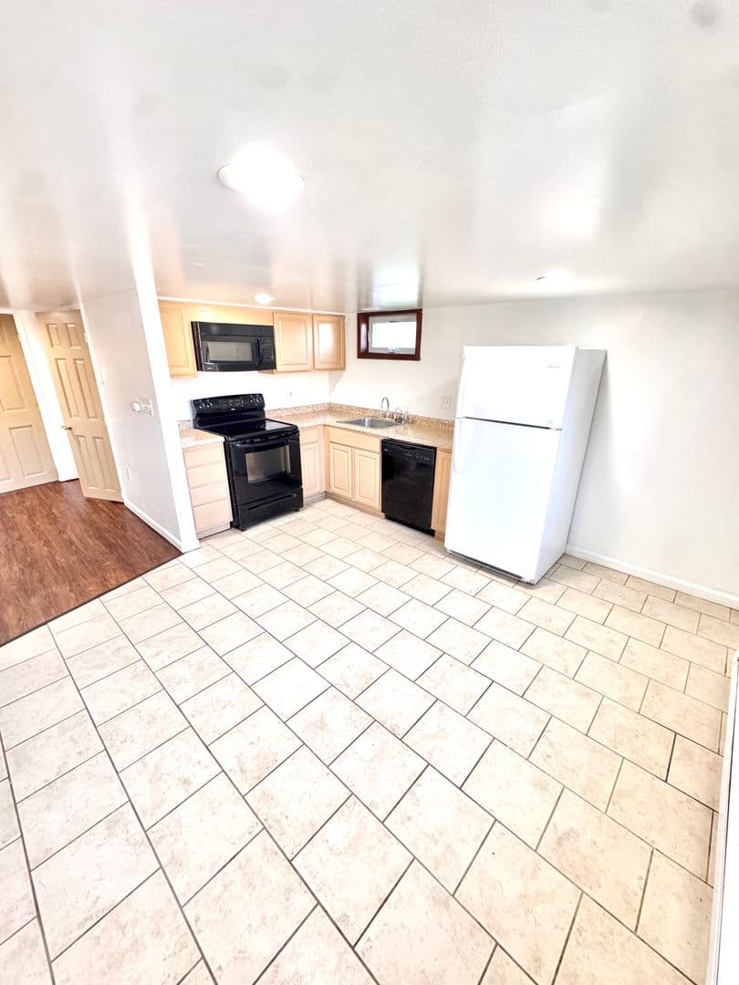 Easton Apartment: 1540 Liberty Street