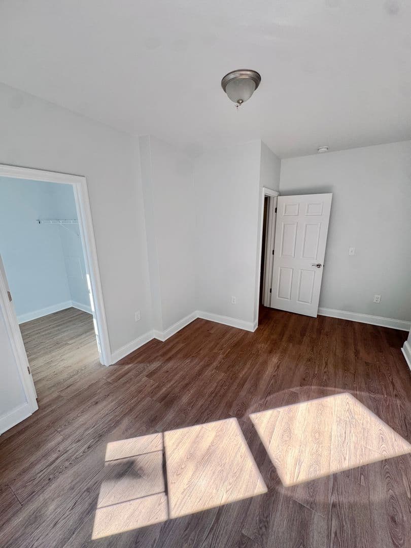 Allentown Apartment: 827-829 W Linden Street