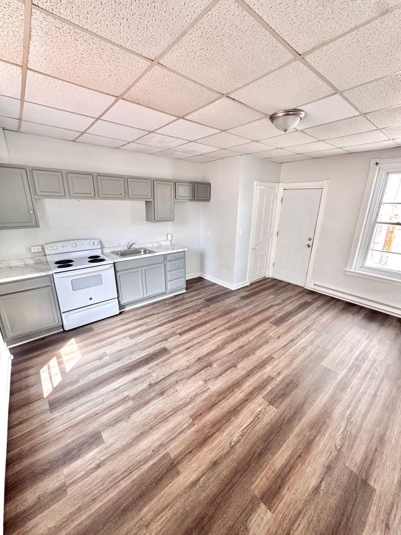 Allentown House: 635 Green Street