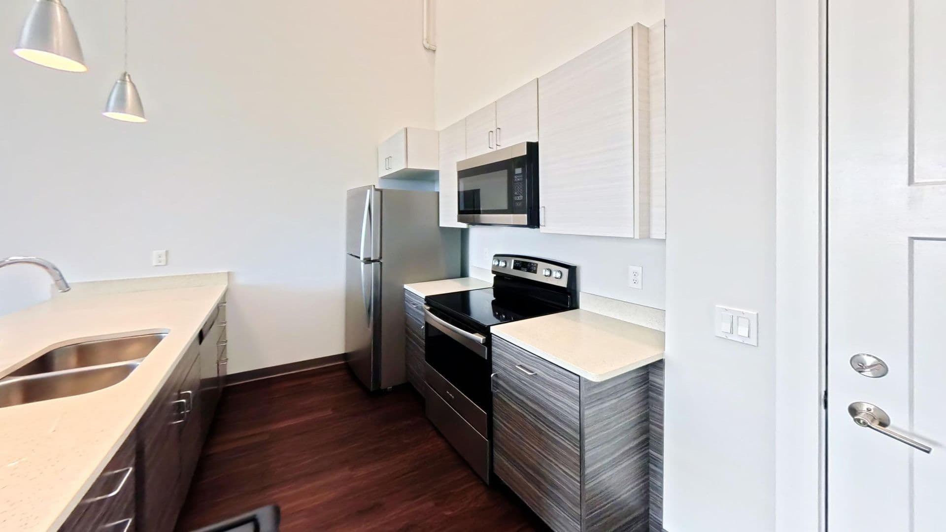 Winooski Apartment: 106 East Allen Street