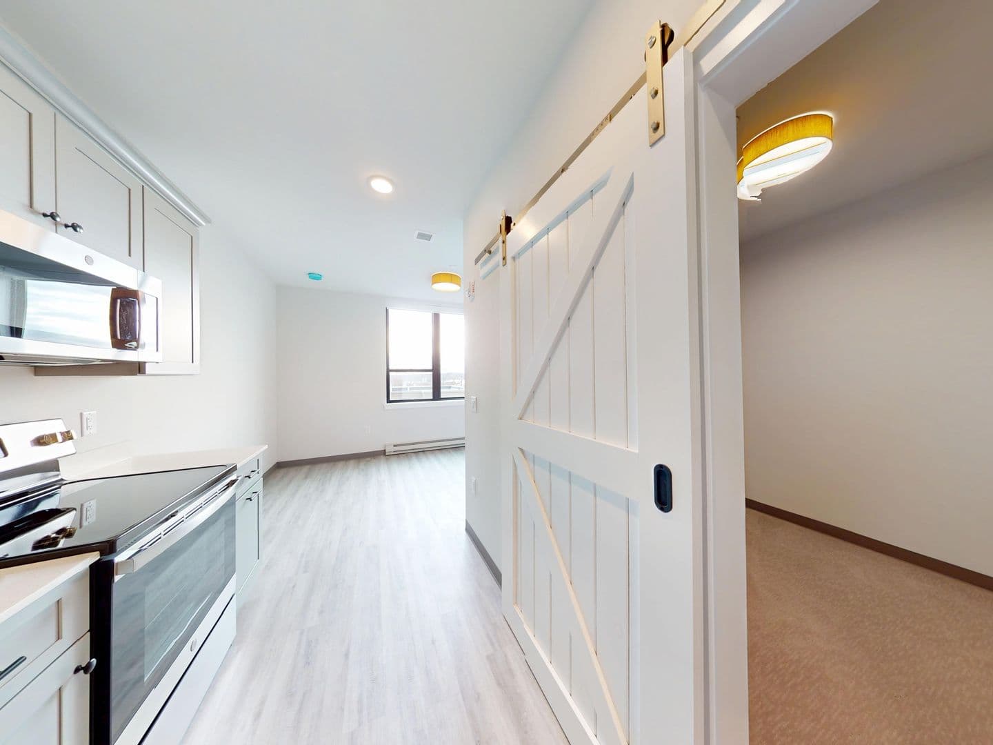 Burlington Apartment: 157 South Champlain Street