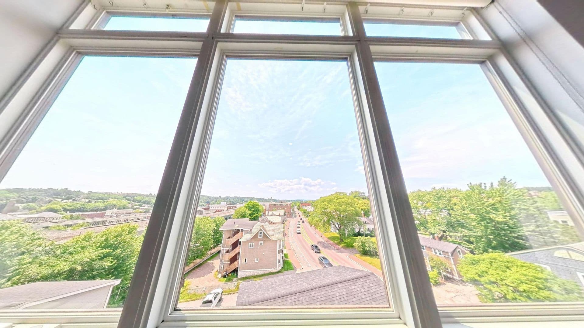 Winooski Apartment: 106 East Allen Street