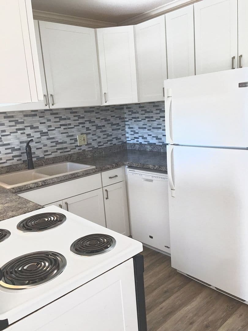 South Burlington Apartment: 92 Quarry Hill Rd.