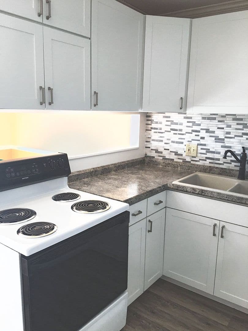 South Burlington Apartment: 92 Quarry Hill Rd.
