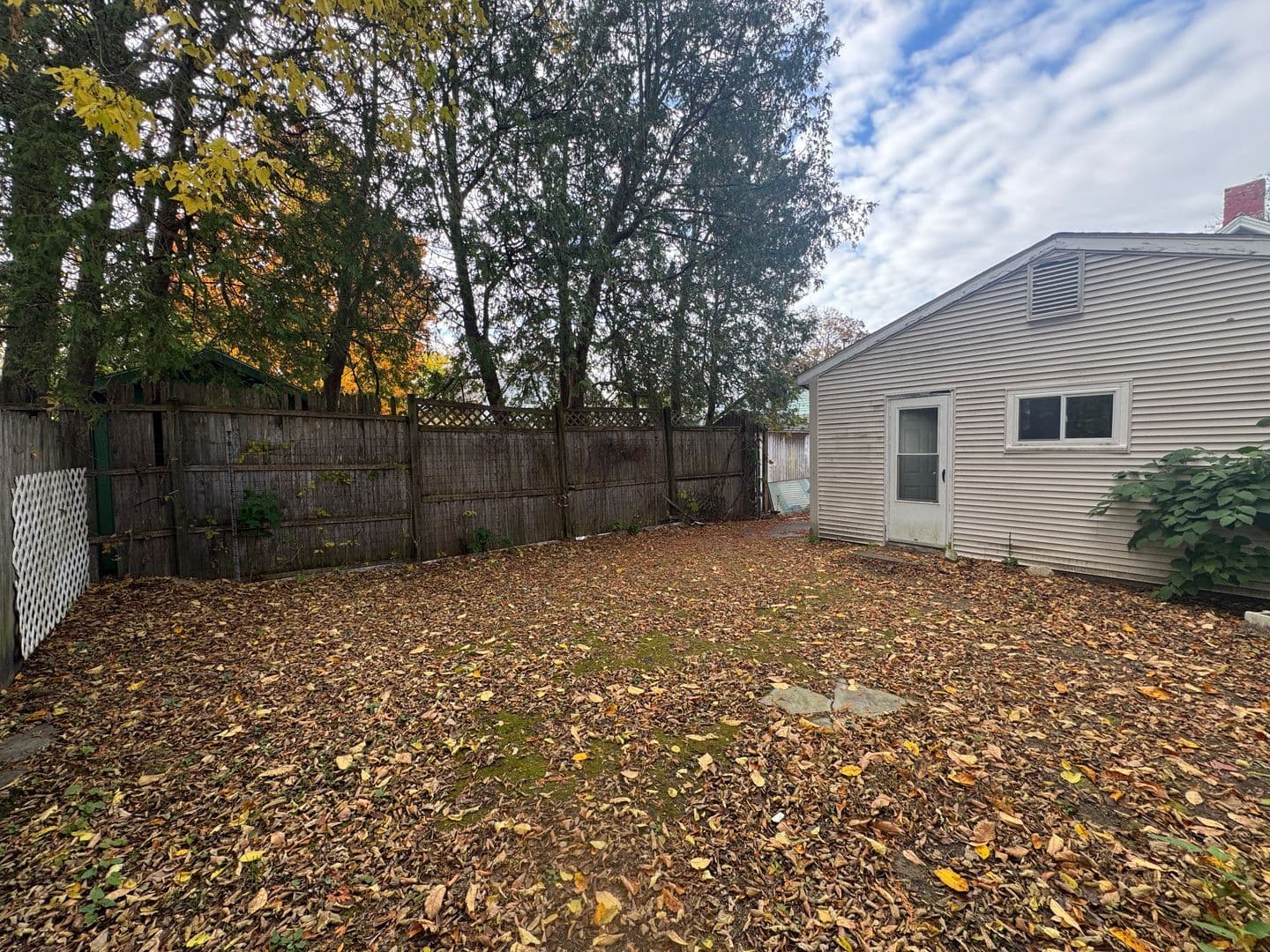 Burlington Apartment: 10 Walnut Street