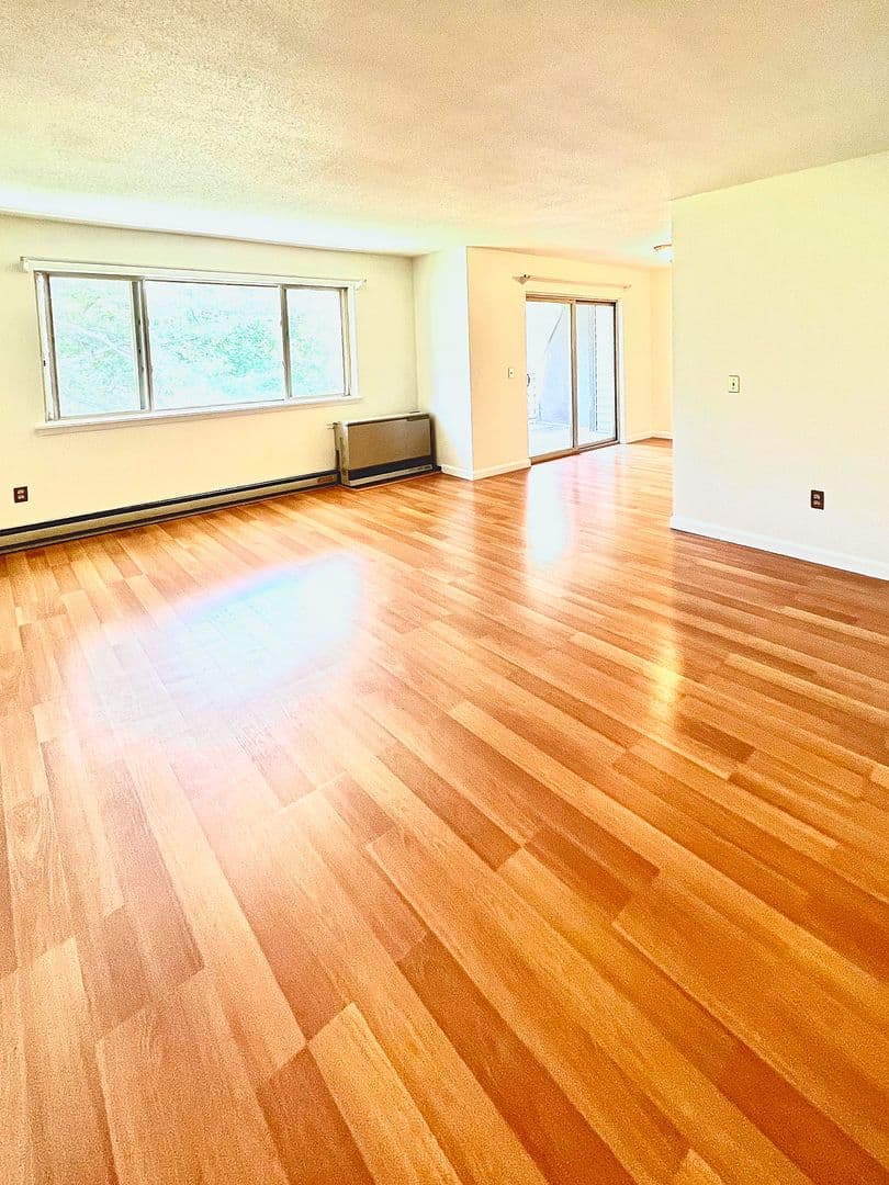South Burlington Apartment: 248 Quarry Hill Rd Unit #73