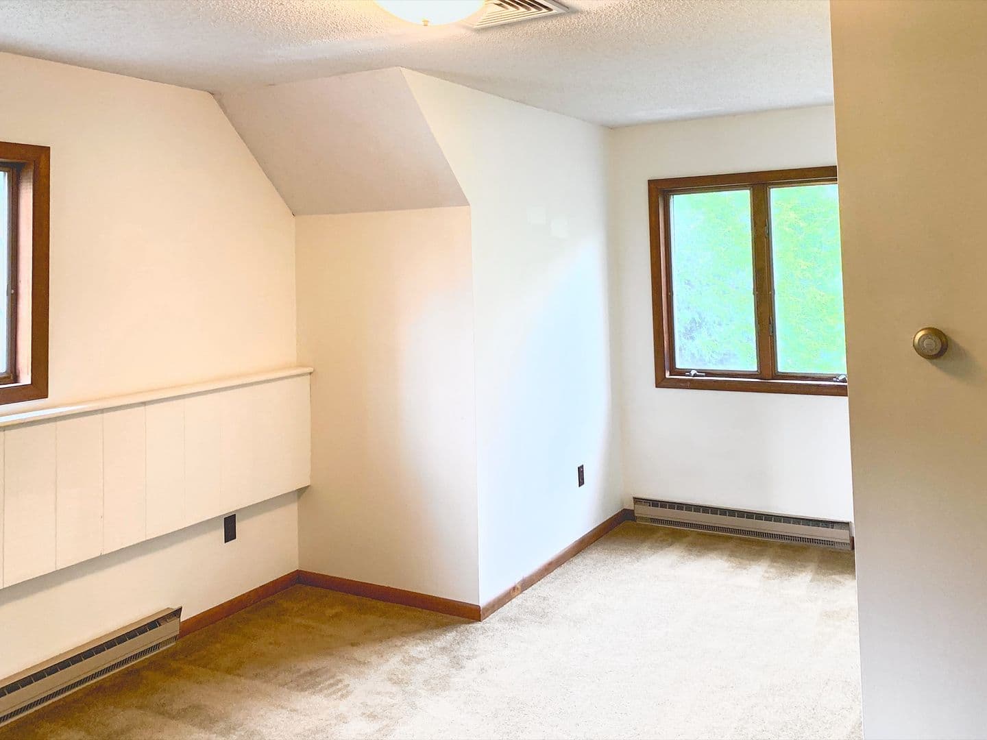 South Burlington House: 238 Spear Street