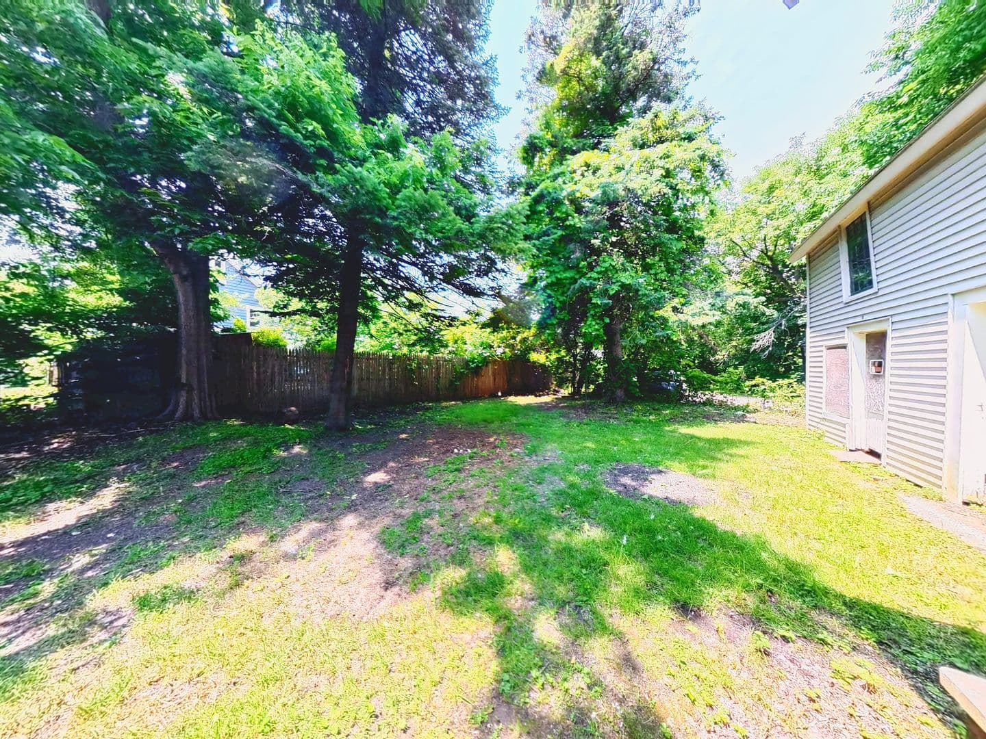 Burlington House: 312 Colchester Avenue