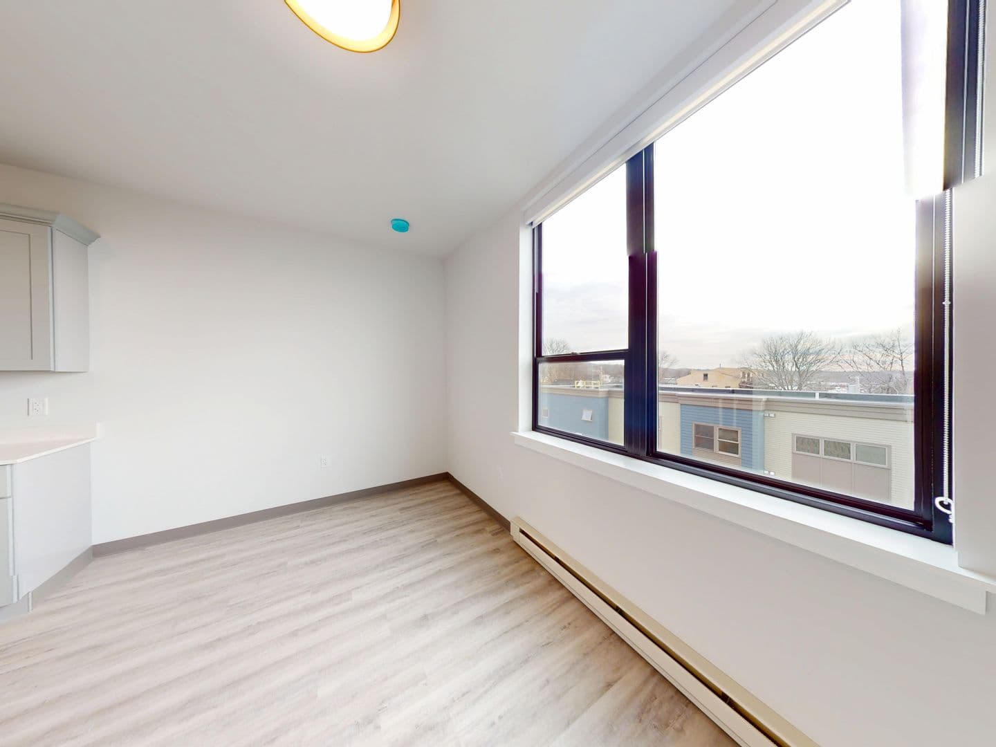 Burlington Apartment: 157 South Champlain Street