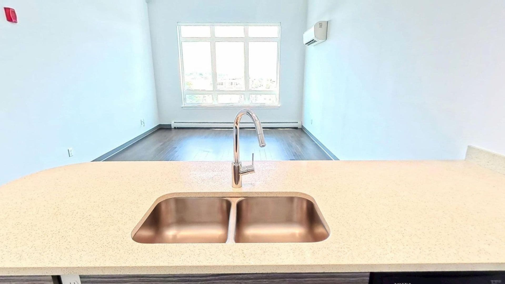 Winooski Apartment: 106 East Allen Street