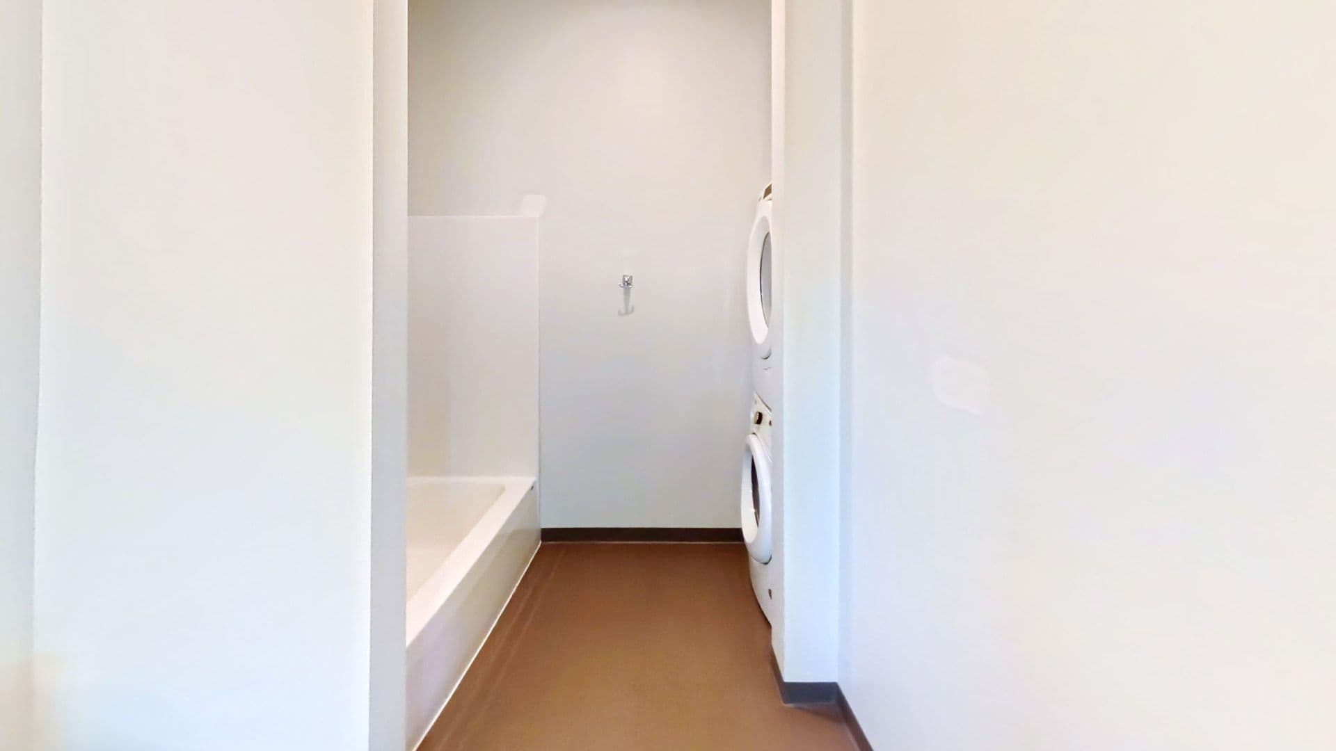 Winooski Apartment: 106 East Allen Street
