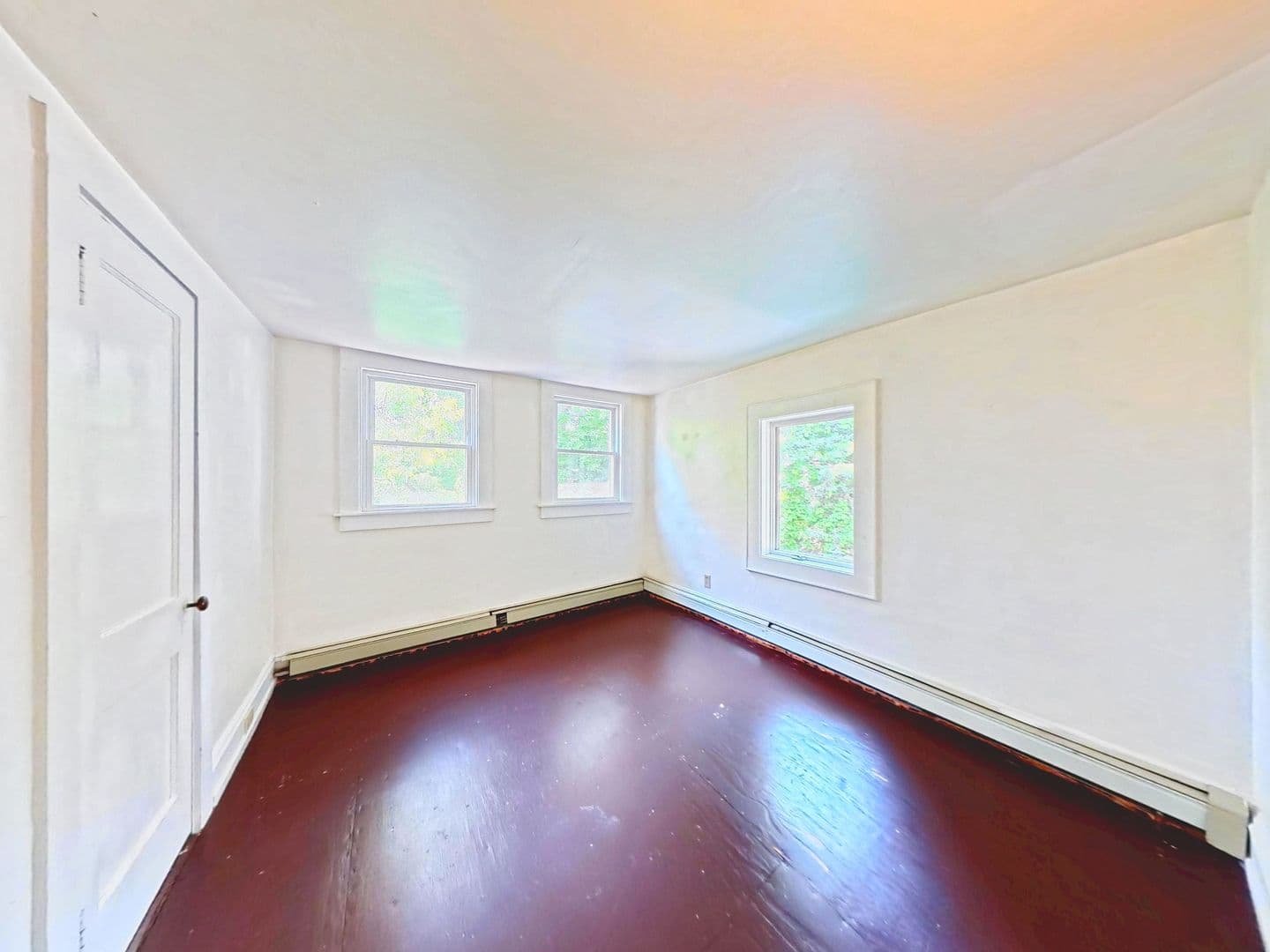 Burlington House: 312 Colchester Avenue